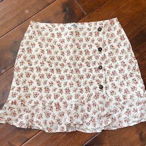 Hollister floral mini skirt